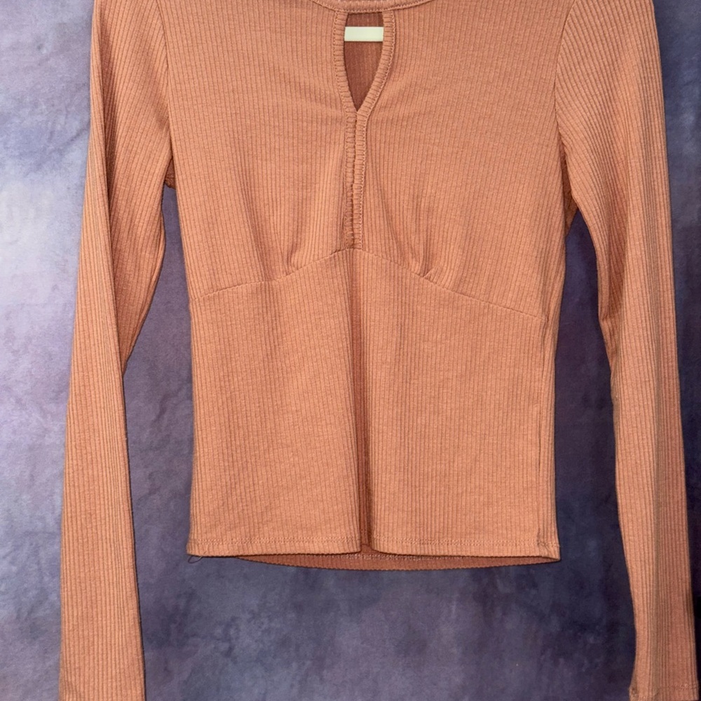 Forever 21 Fitted Long Sleeve Blouse